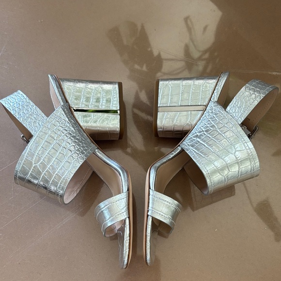 Via Spiga Metallic Croc-Embossed Sandals Sz 8.5 - Picture 2 of 5